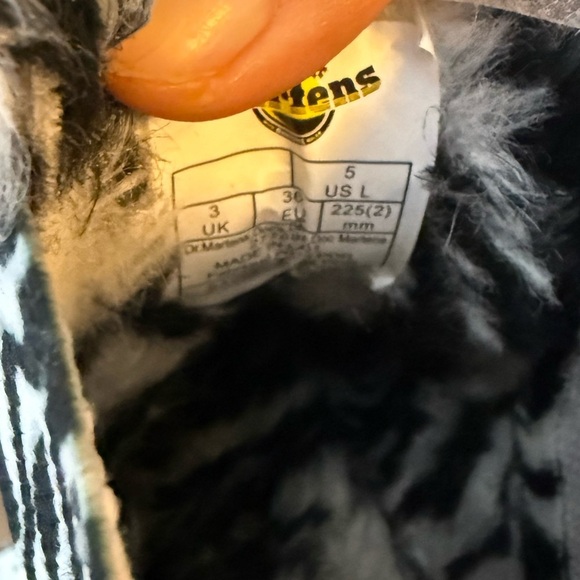 Dr. Martens Zebra Leonore Chelsea Ankle Boots - Picture 6 of 7